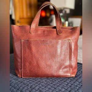 Portland Leather Medium Crossbody Tote